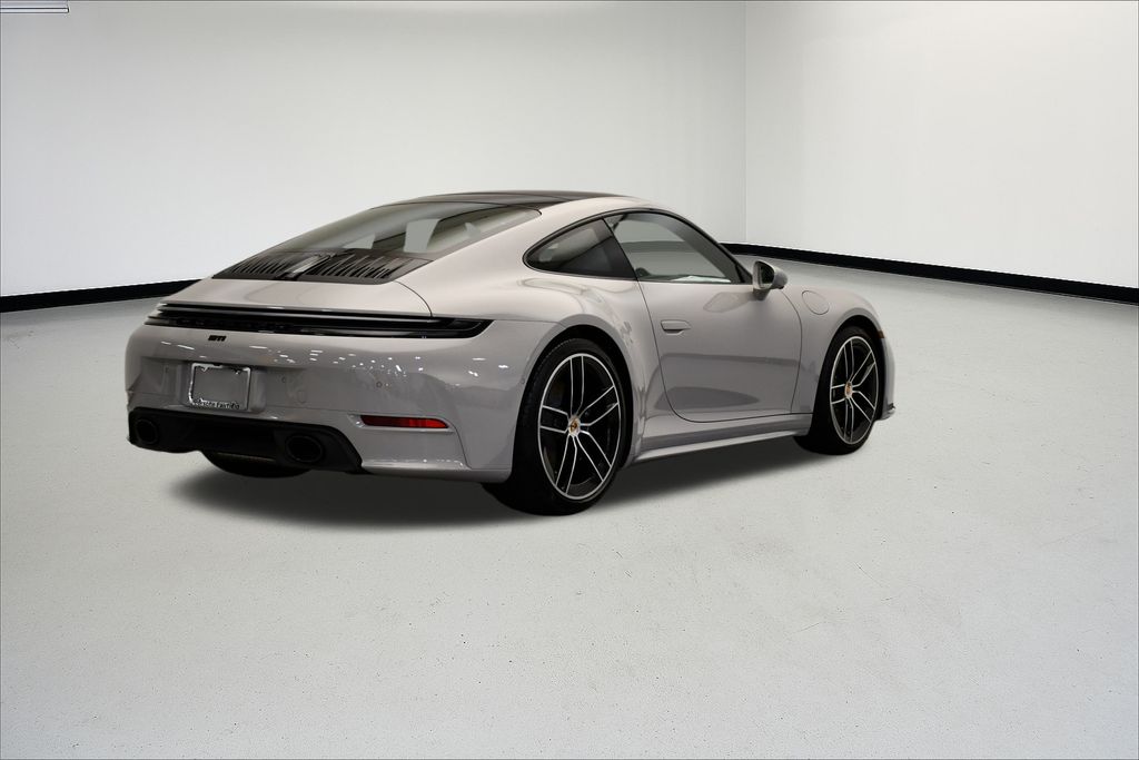 Thumbnail: 2026 Porsche 911 - 7