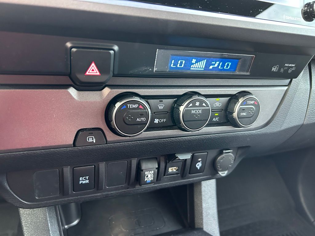 2023 Toyota Tacoma TRD Sport 27