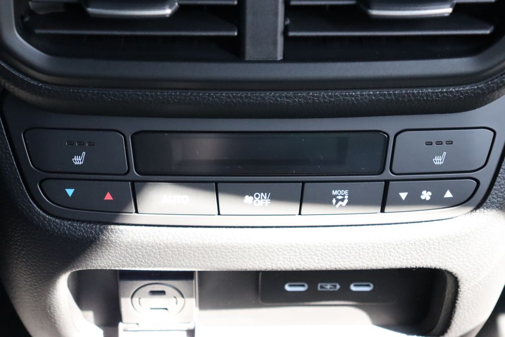2025 Honda Pilot Black Edition 18