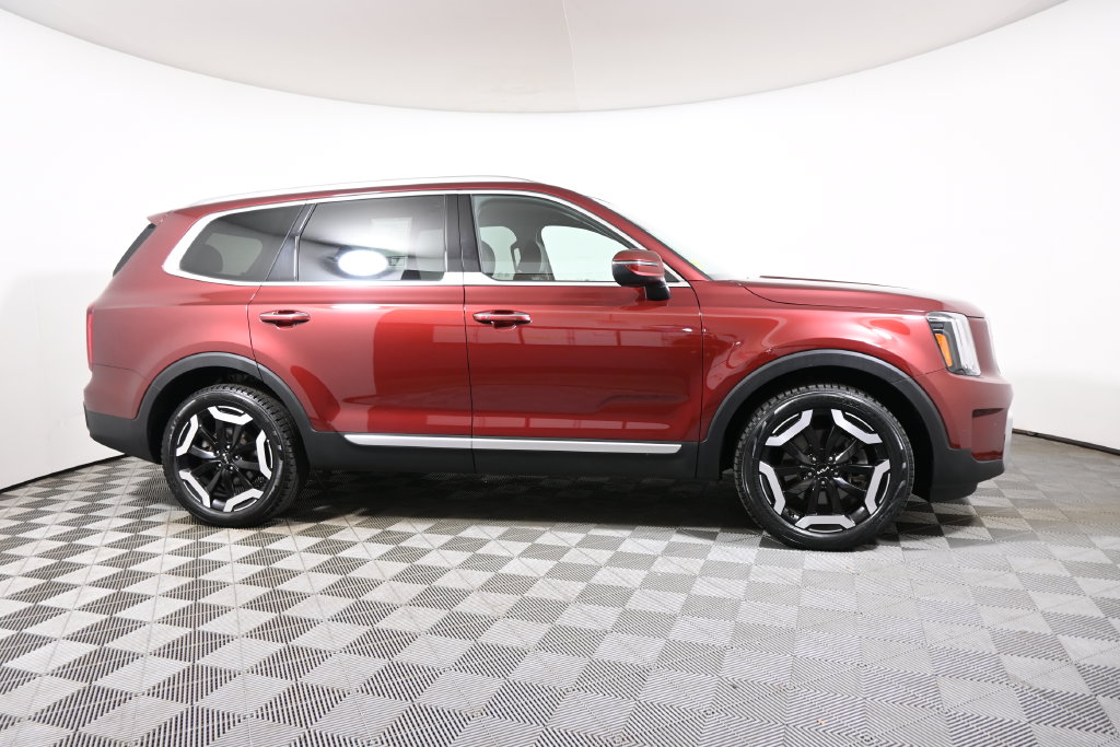 Thumbnail: 2024 Kia Telluride - 8
