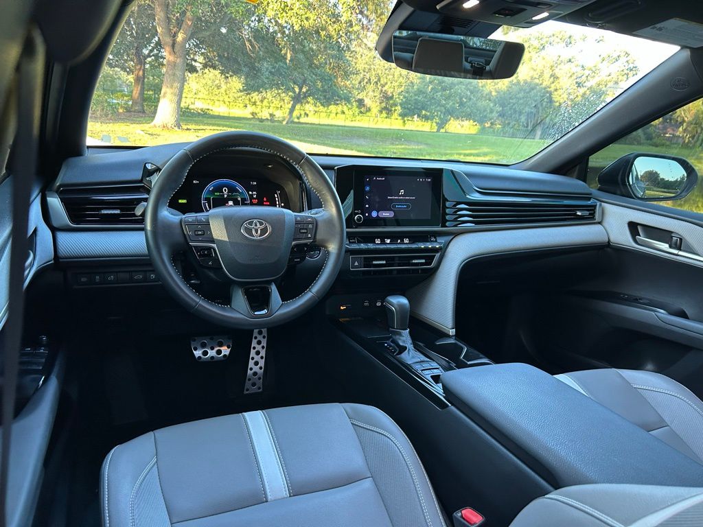Thumbnail: 2025 Toyota Camry - 12