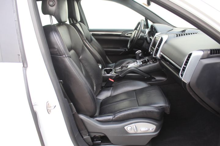 Used Car 2014 Porsche Cayenne  Base For Sale Under $15,000 In Georgetown, Texas