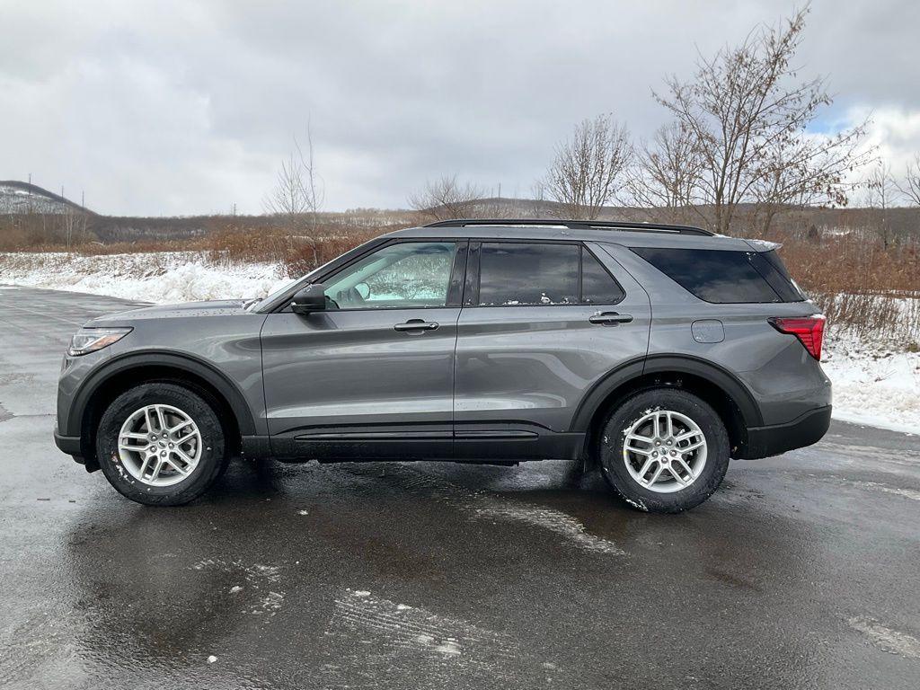 New 2026 Gray Ford Active image 29