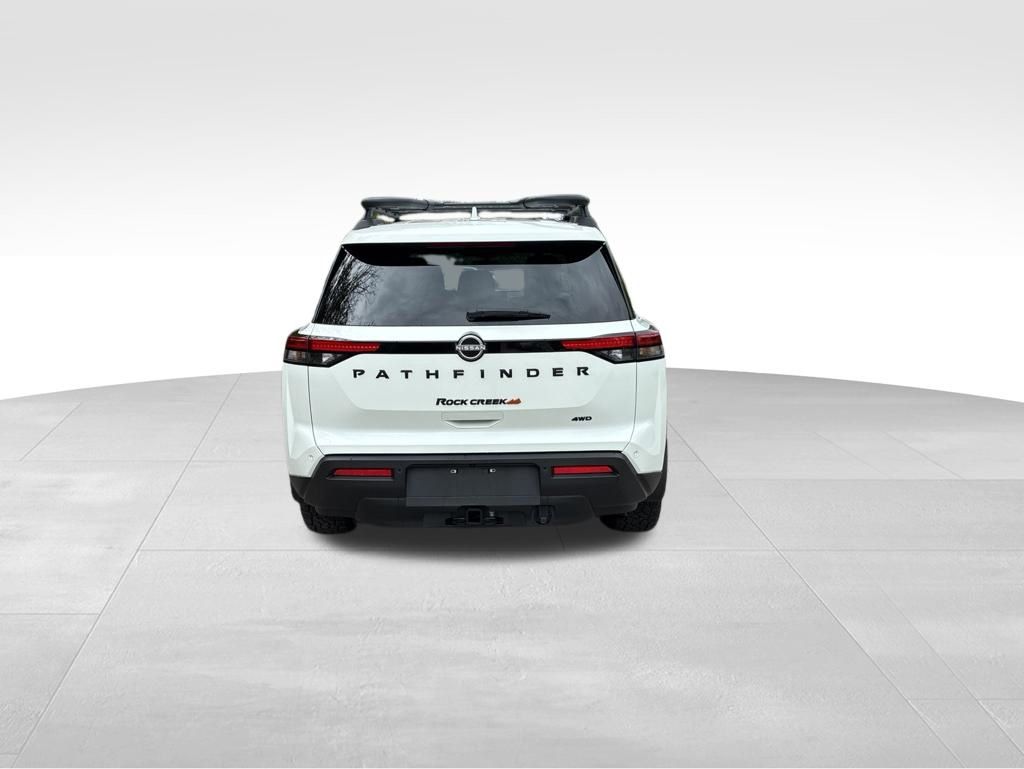 2025 Nissan Pathfinder Rock Creek White at South Hills Kia