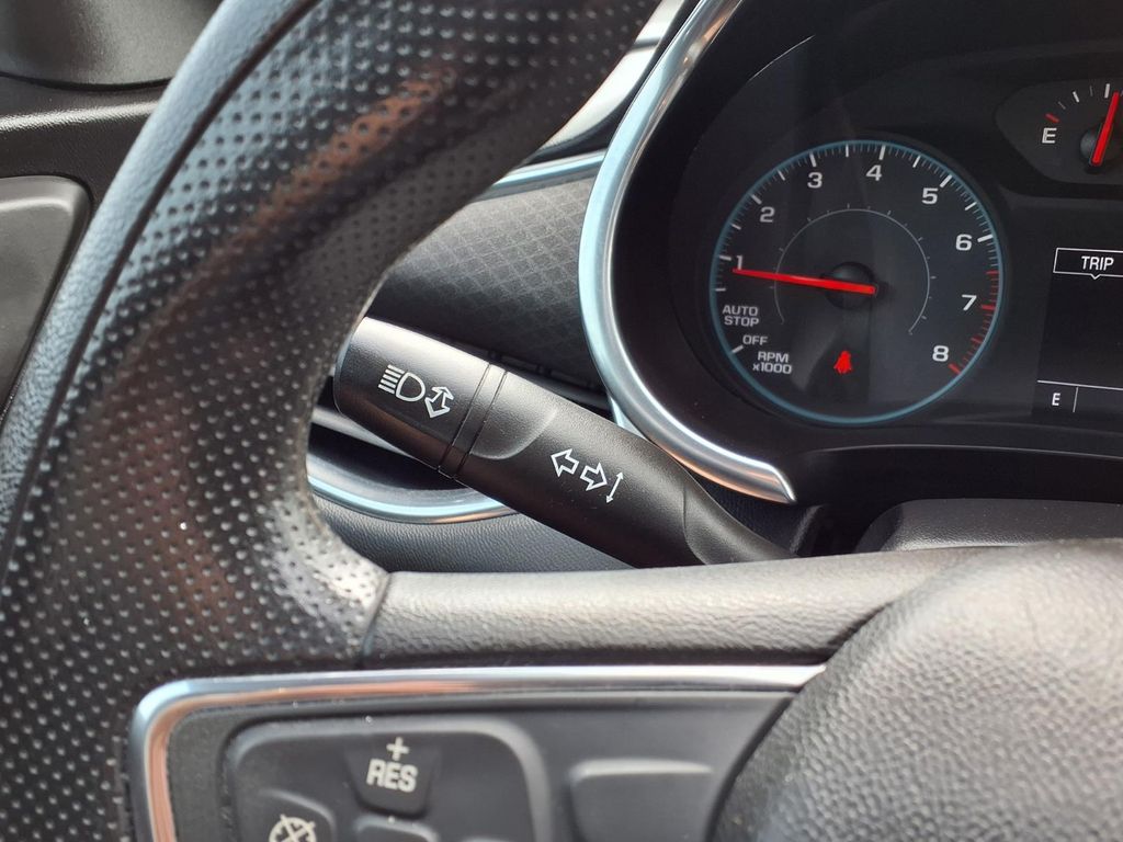 2020 Chevrolet Malibu LT Silver at Legacy Ford