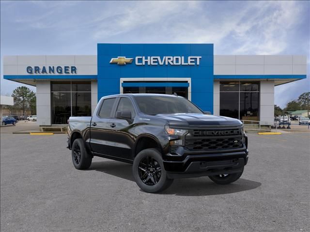 2026 Chevrolet Silverado Custom