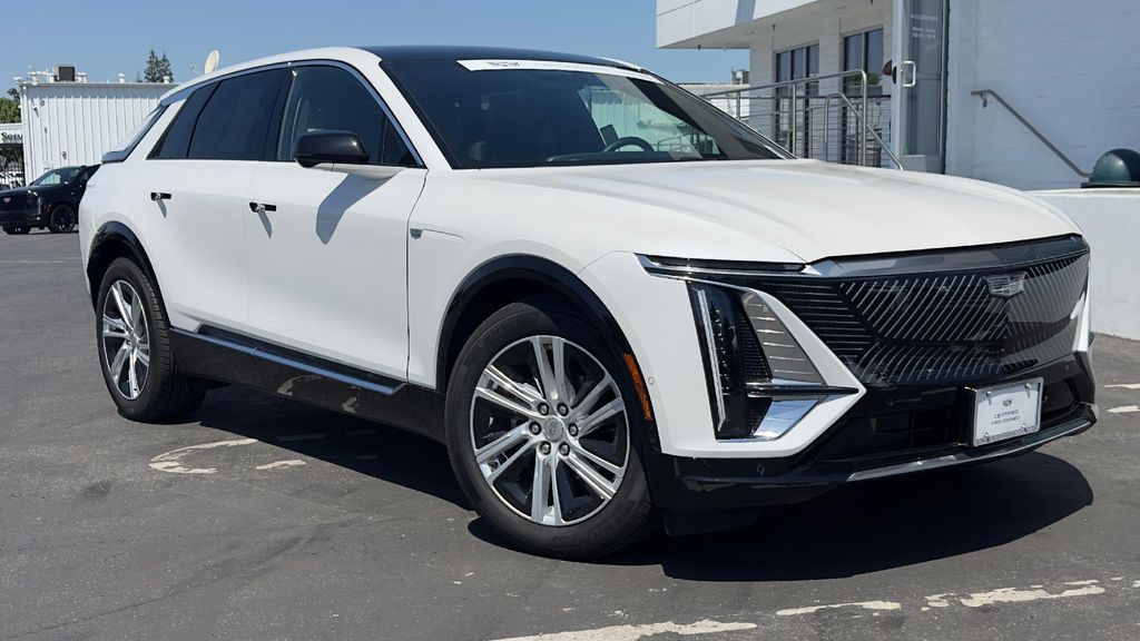 Crystal White Tricoat 2024 Cadillac LYRIQ Tech AWD SUV / Crossover All-Wheel Drive 1-Speed Automatic
