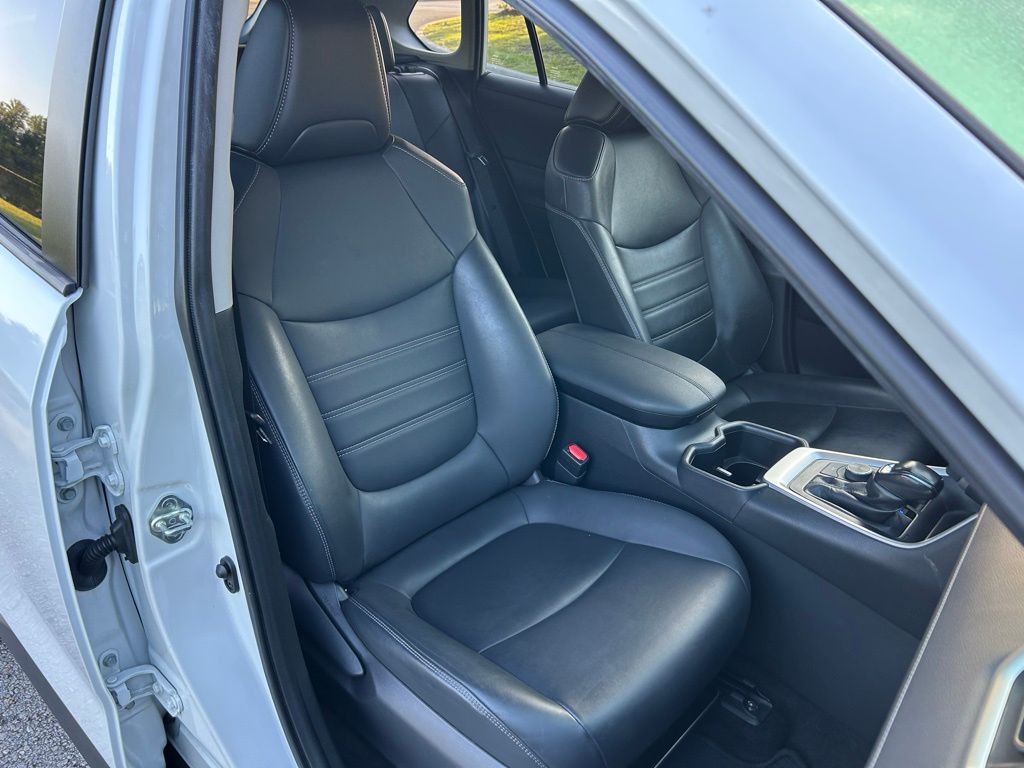 Thumbnail: 2023 Toyota RAV4 - 15