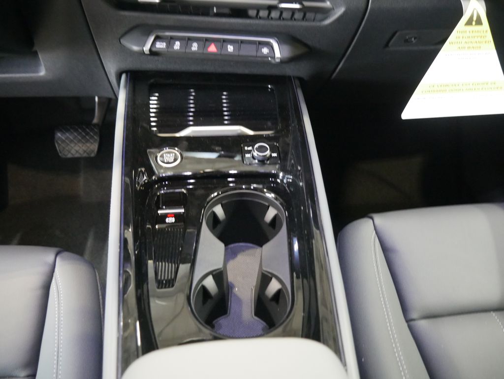 Thumbnail: 2026 Audi Q3 - 27