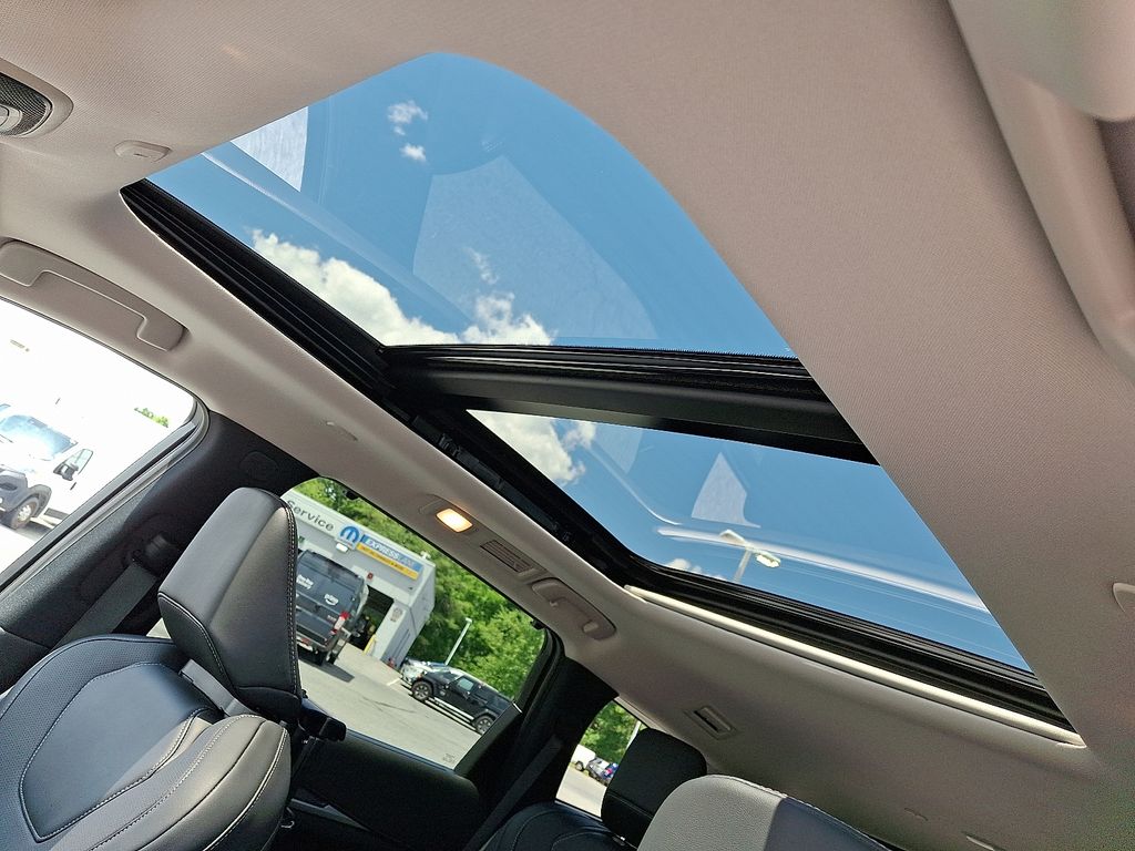 2026 INFINITI QX60 — photo 16