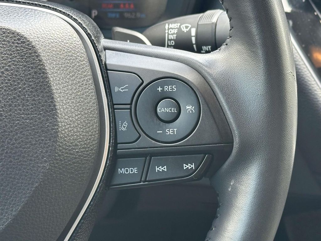 2021 Toyota Corolla SE 14