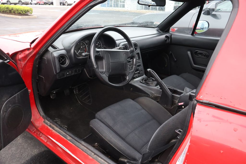 1990 Mazda MX-5 Miata Base 12