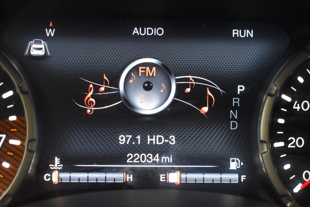 Thumbnail: 2023 Jeep Renegade - 21