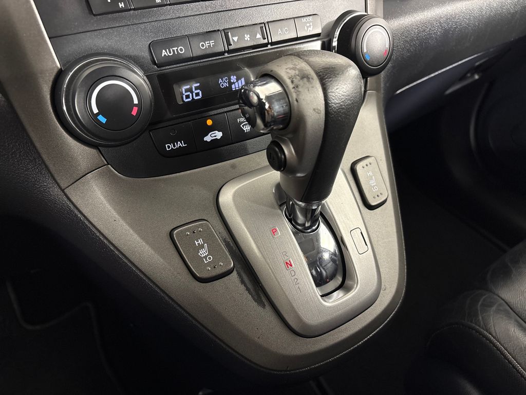 Used 2011  Honda EX-L image 27