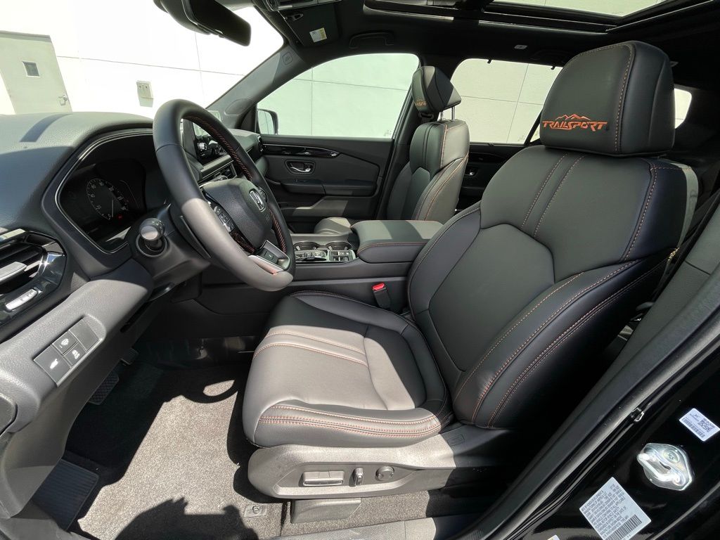 Thumbnail: 2025 Honda Pilot - 28