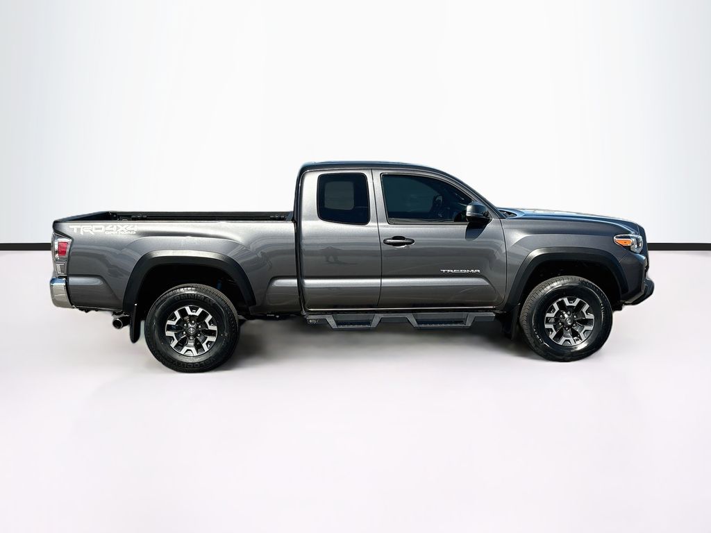 Thumbnail: 2021 Toyota Tacoma - 4