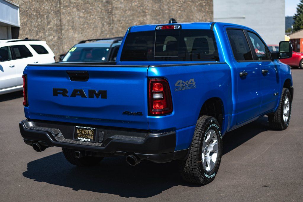 2026 Ram 1500 Tradesman thumbnail 8