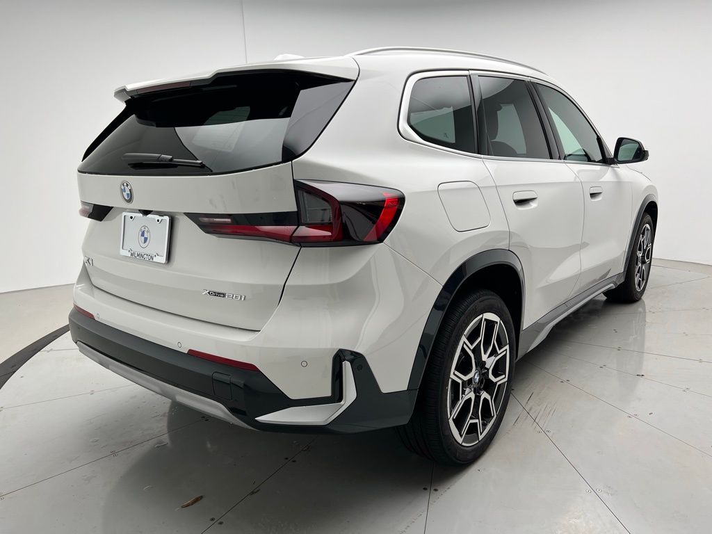 2025 BMW X1 xDrive28i 3