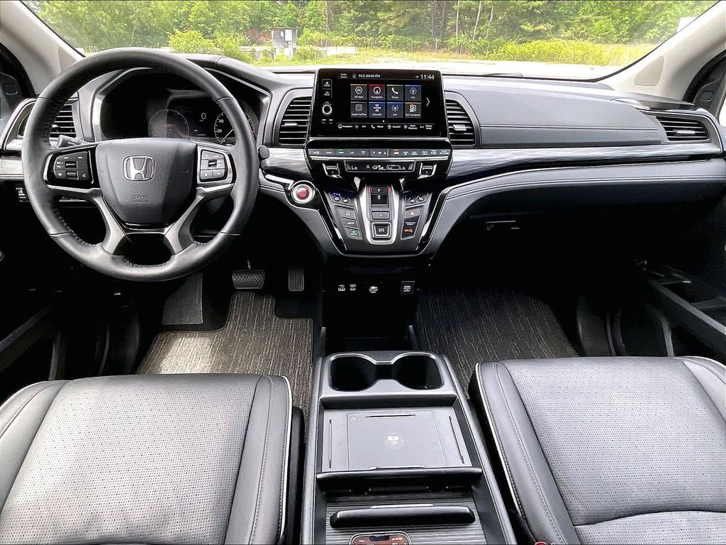 2025 Honda Odyssey — photo 22