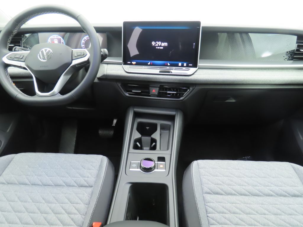 Thumbnail: 2026 Volkswagen Tiguan - 13