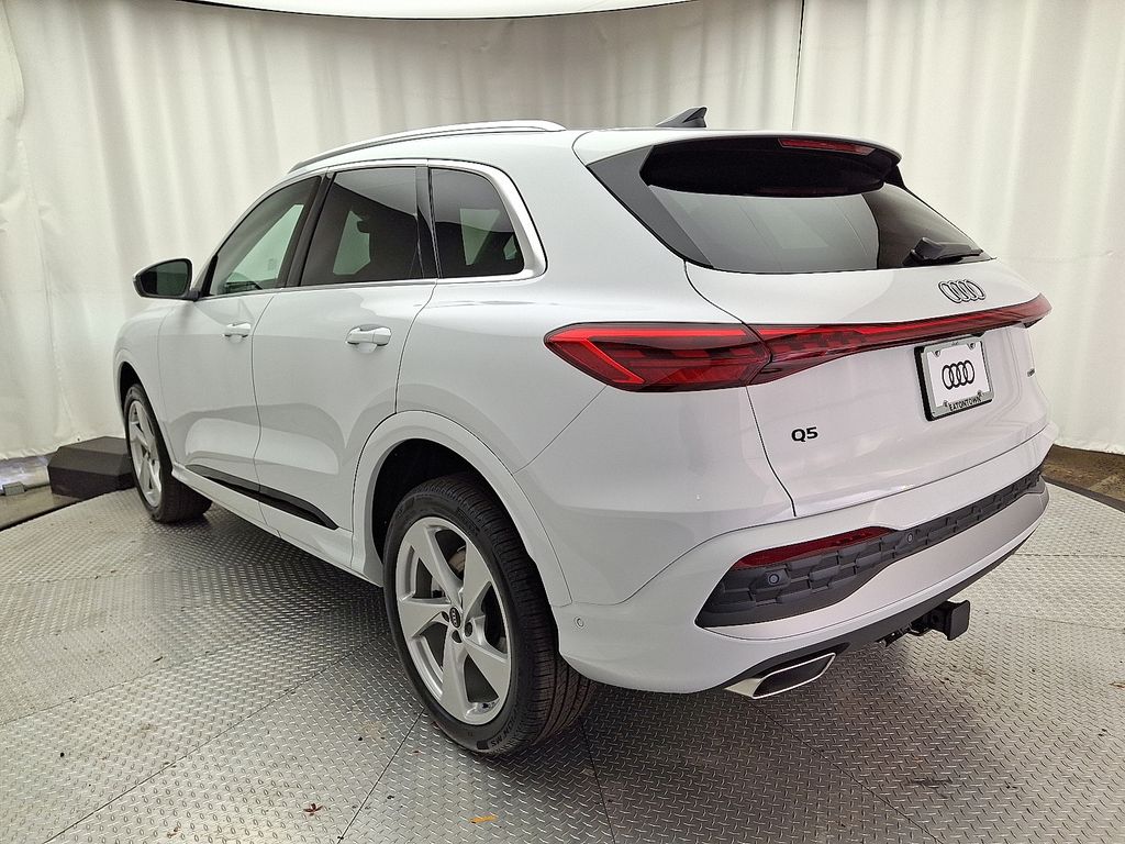 Thumbnail: 2025 Audi Q5 - 4