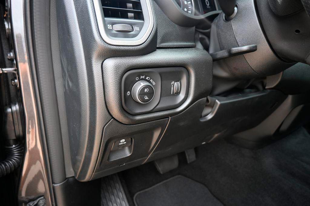 2026 Ram 1500 Express - 9