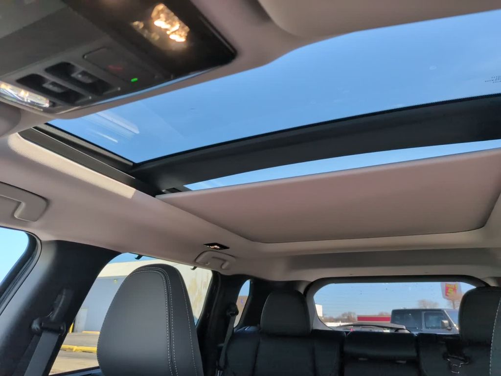 New 2026 Blue Mitsubishi SEL image 27