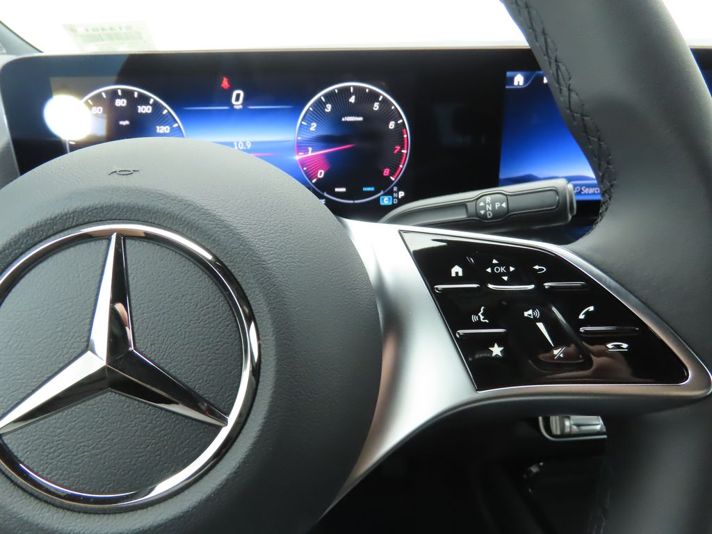 Thumbnail: 2026 Mercedes-Benz GLA - 12