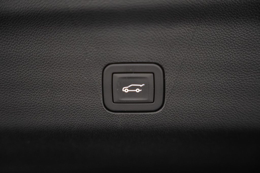 ChevroletSuburban12