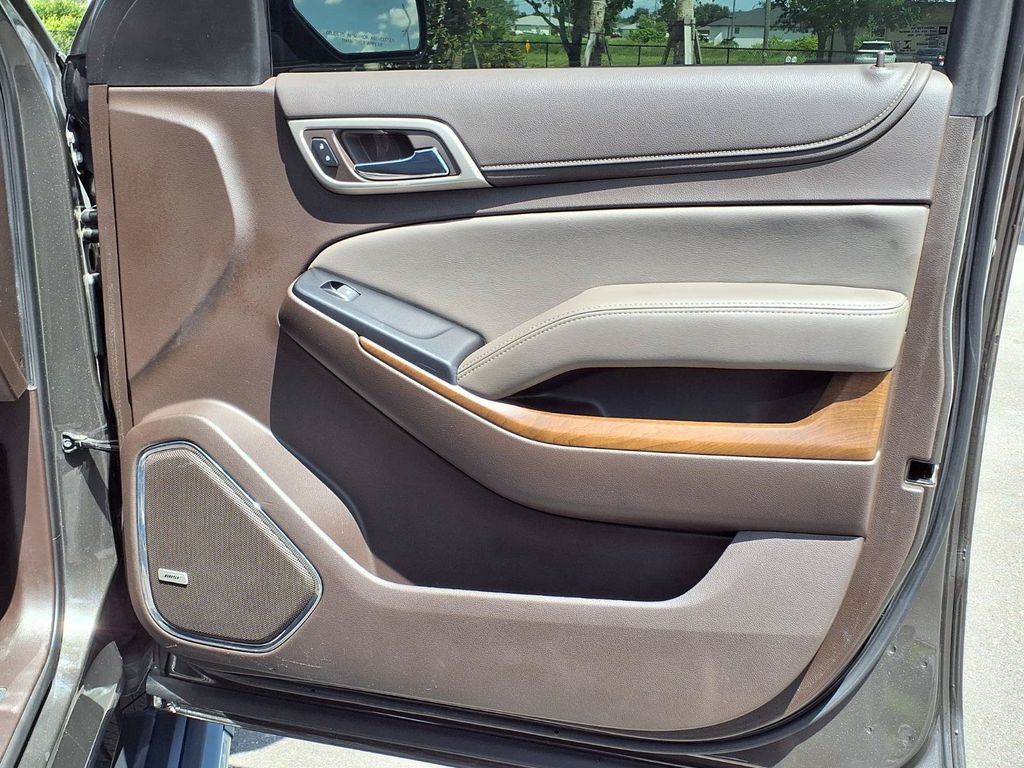 Used 2019 GMC Yukon XL SUV