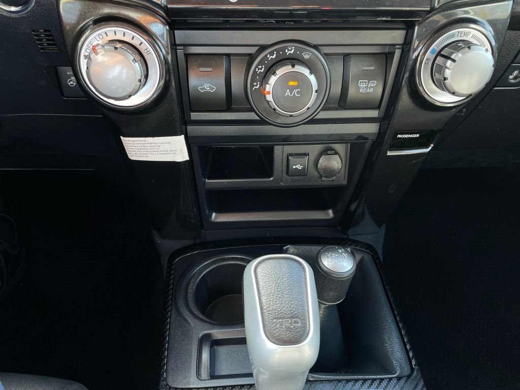 Thumbnail: 2024 Toyota 4Runner - 19