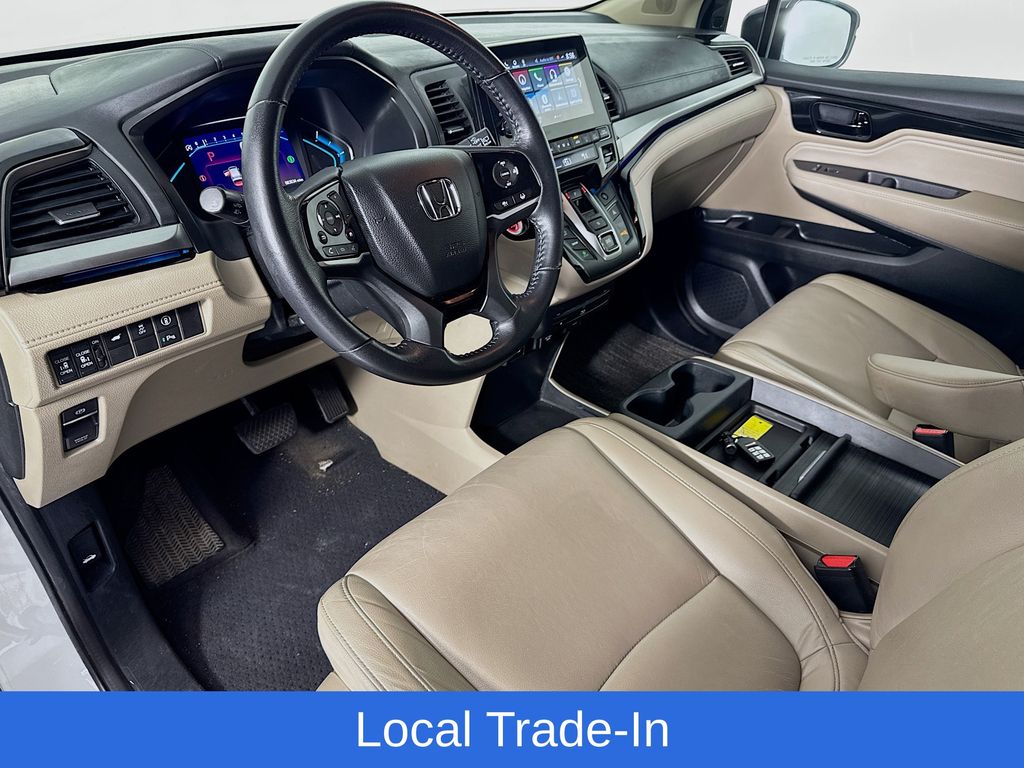 Used Car 2021 Honda Odyssey  Touring For Sale Under $30,000 In Austin, Texas