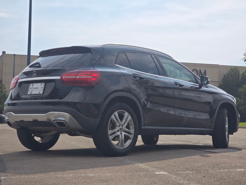 Used 2020  Mercedes-Benz GLA 250 image 13