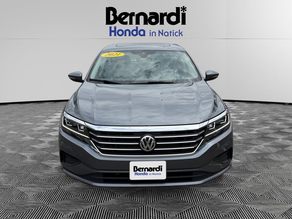 Platinum Gray Metallic 2021 Volkswagen Passat 2.0T SE FWD Sedan Front-Wheel Drive 6-Speed Automatic