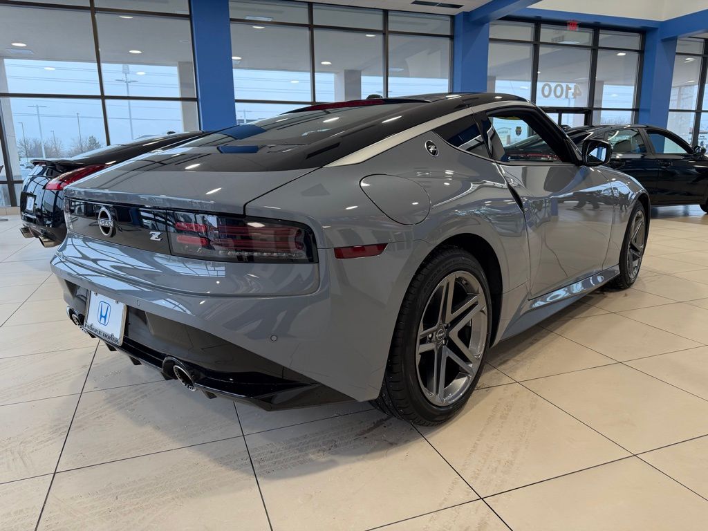Thumbnail: 2024 Nissan Z - 9