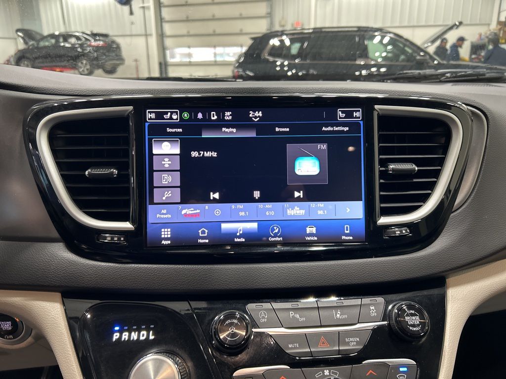 used 2024 Chrysler Pacifica car, priced at $29,979