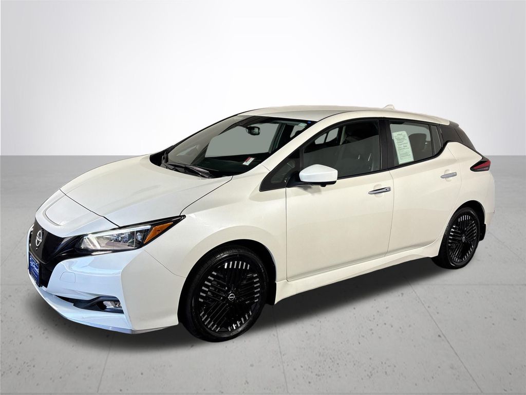 2024 Nissan Leaf SV Plus