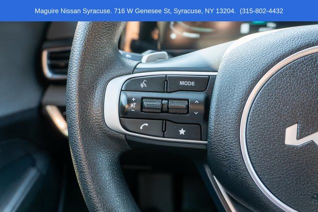 2023 Kia Sportage Hybrid LX White at Bob Ruth Ford