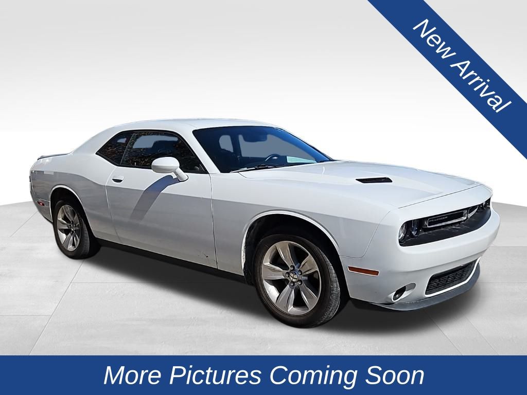 2023 Dodge Challenger SXT 