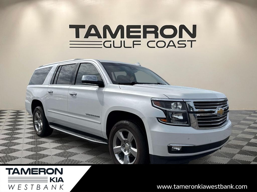 White (Iridescent Pearl Tricoat) 2018 Chevrolet Suburban SUV / Crossover 4X2 6-Speed Automatic Overdrive