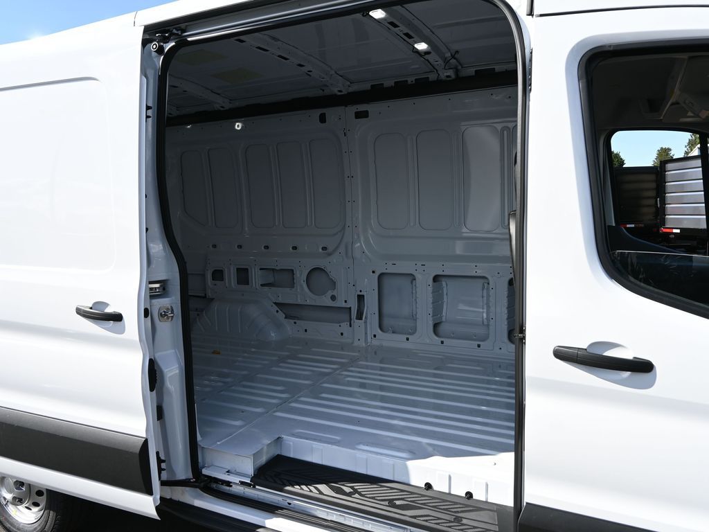 2025 Ford Transit 350 HD