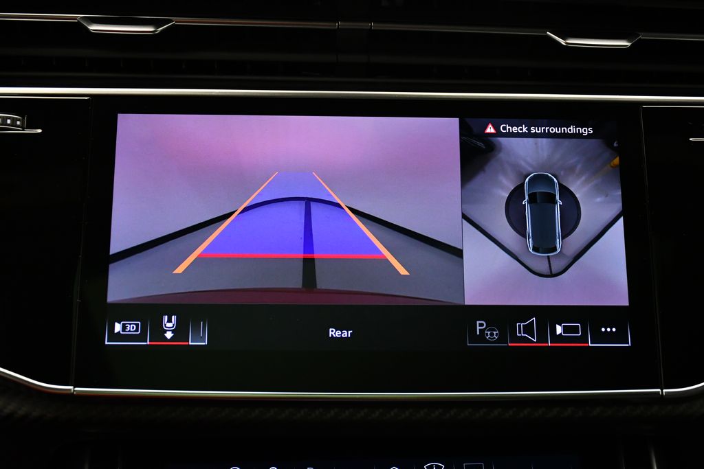 2024 Audi SQ8 Prestige 18