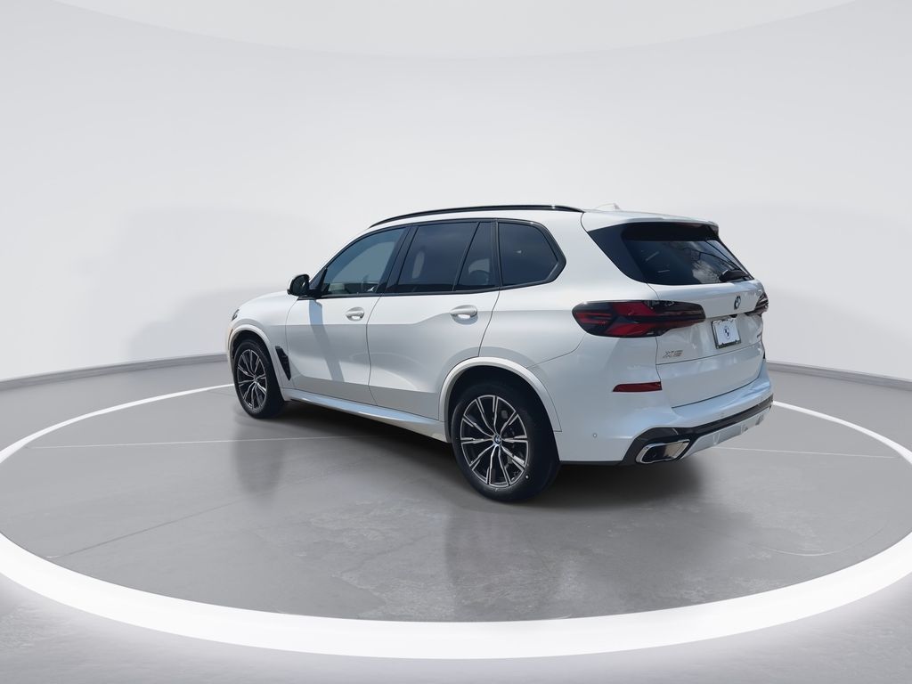 Thumbnail: 2024 BMW X5 - 6