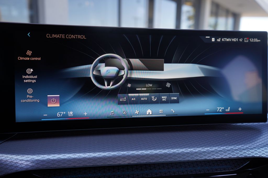 2025 BMW i4 eDrive40 17