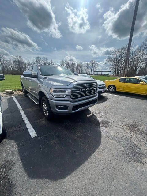 Billet Silver Metallic Clearcoat 2022 RAM 3500 Laramie Mega Cab 4WD Pickup Truck Four-Wheel Drive 6-Speed Automatic