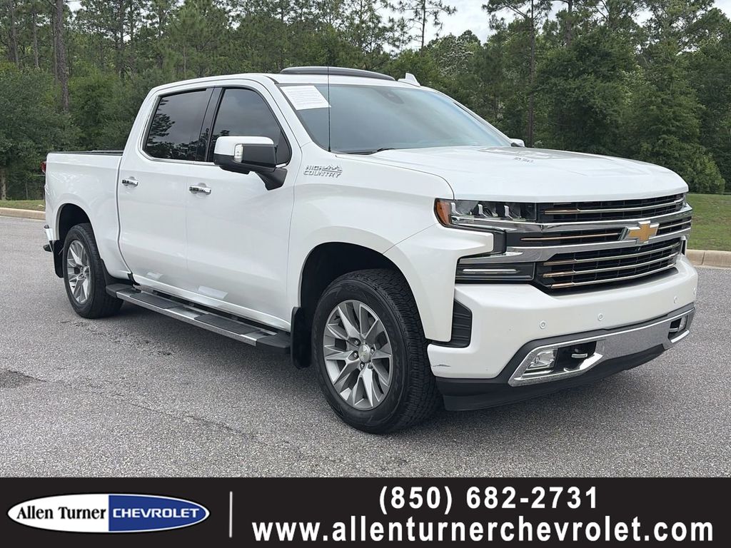 White (Iridescent Pearl Tricoat) 2019 Chevrolet Silverado 1500 High Country Crew Cab 4WD Pickup Truck Four-Wheel Drive Automatic