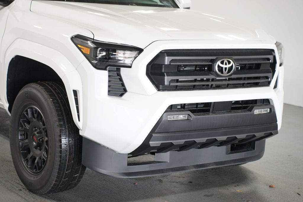 Thumbnail: 2025 Toyota Tacoma - 4