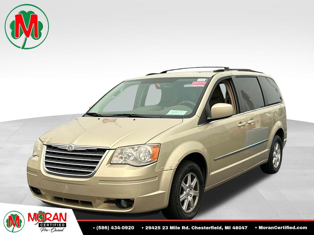 2010 Chrysler Town & Country Touring FWD