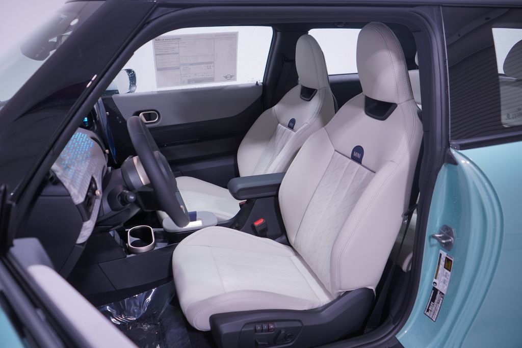 Thumbnail: 2026 MINI Cooper - 7