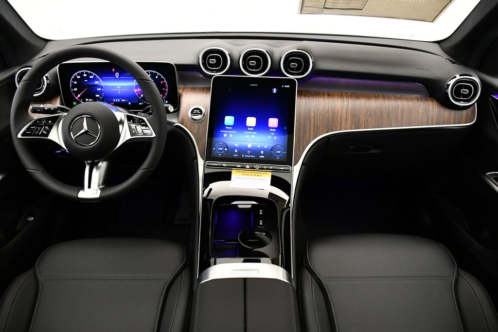 Thumbnail: 2026 Mercedes-Benz GLC - 20